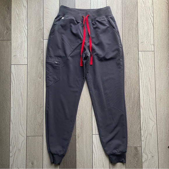 Figs Men's Charcoal Joggers with Red Accent - Picture 1 of 8